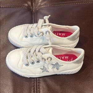 Blowfish Kids White Sneakers with Silver Stars